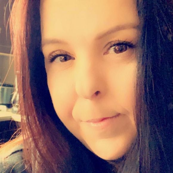 Meet your Posher, Joanne - Picture 1 of 1